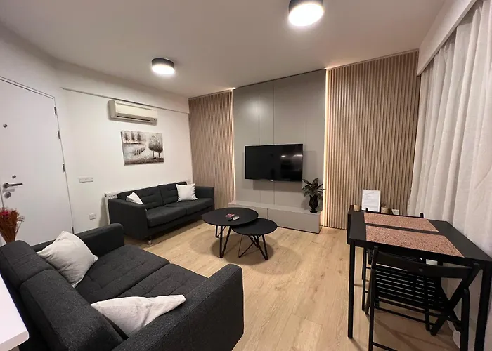 Daniela\'S Modern Apartment