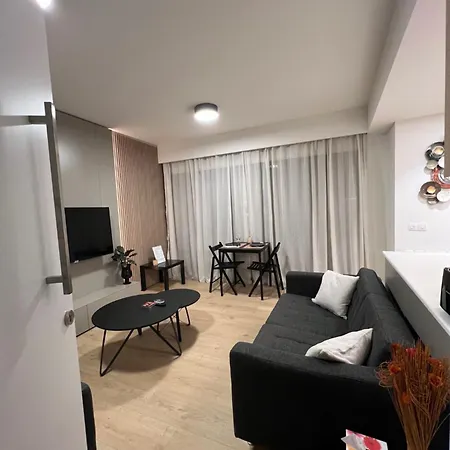 Daniela'S Modern Apartment Strovolos Exterior photo